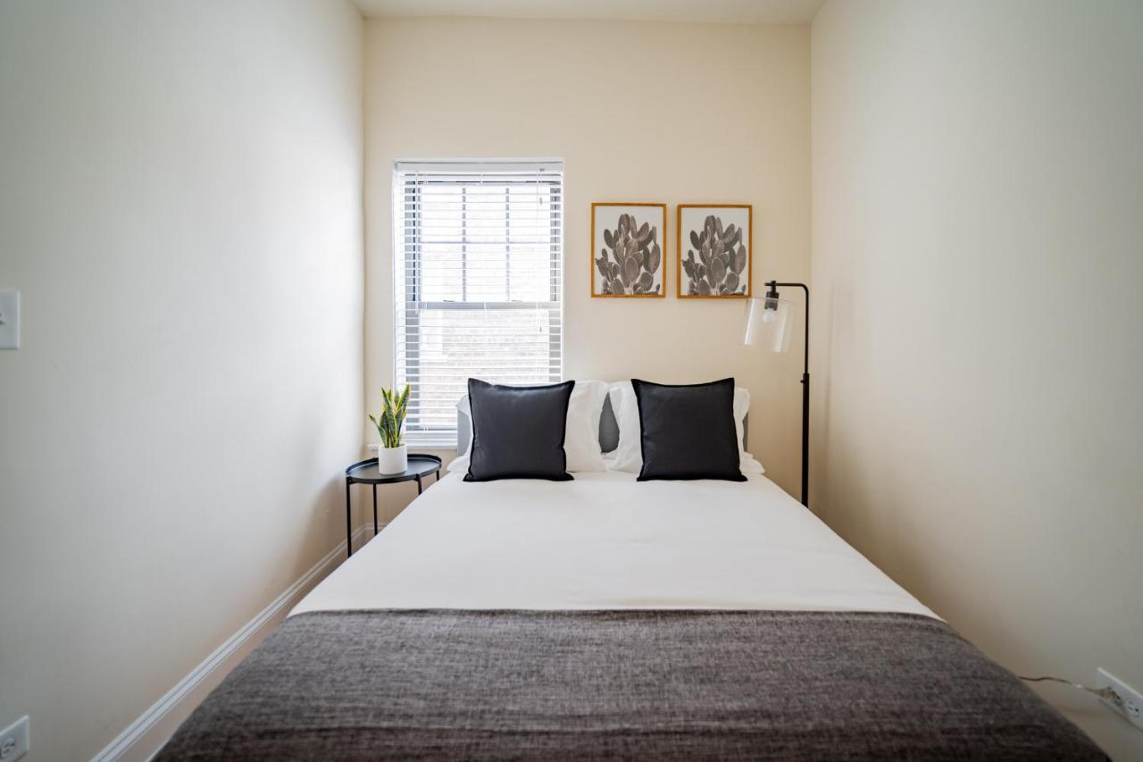 3-Bedroom Gem Apt With In-Unit Laundry - Lawndale 1 & 2 Rep Chicago Exterior photo
